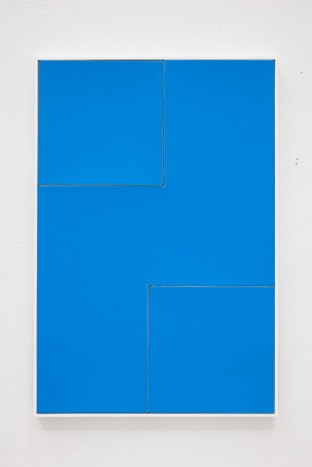 <p>2011, lacquer, board, wood, 68 x 46 cm</p>
